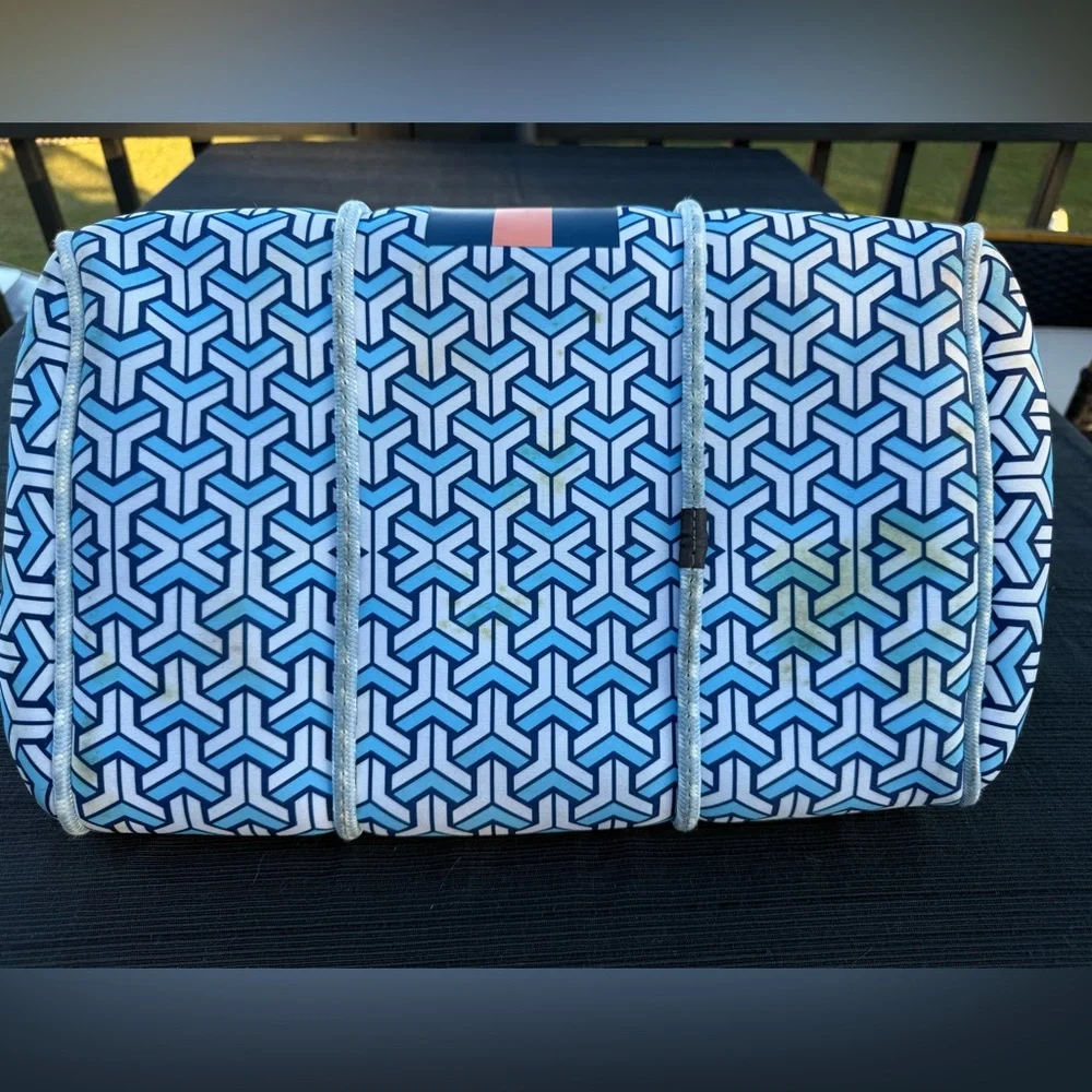 Threaded Pear Neoprene Geometric Blue and Pink Tote Bag with Pouch - Picture 5 of 5